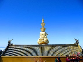 峨眉山乐山住金顶2日游